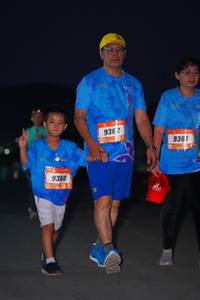 BIB: 9362, 9361, 9360
                            <button type="button" onclick="openModal(3263979)" class="btn btn-primary btn-sm float-right btn-popup" data-toggle="modal" data-target=".modal-high-quality">
                        <i class="fas fa-shopping-cart"></i> Add to Cart
                    </button>
                                            <button type="button" onclick="isThisMe(3263979, true)" class="btn btn-success btn-sm float-right btn-popup btn-isme hidden" data-toggle="tooltip" data-placement="bottom" title="นี่คือรูปของคุณใช่ไหม คลิกที่นี่เพื่อเอาเข้าอัลบั้ม">
                        <i class="fas fa-plus"></i> Add to album
                    </button>
                    <button type="button" onclick="isThisMe(3263979, false)" class="btn btn-warning btn-sm float-right btn-popup btn-isnotme hidden">
                        <i class="fas fa-ban"></i> Remove from album
                    </button>